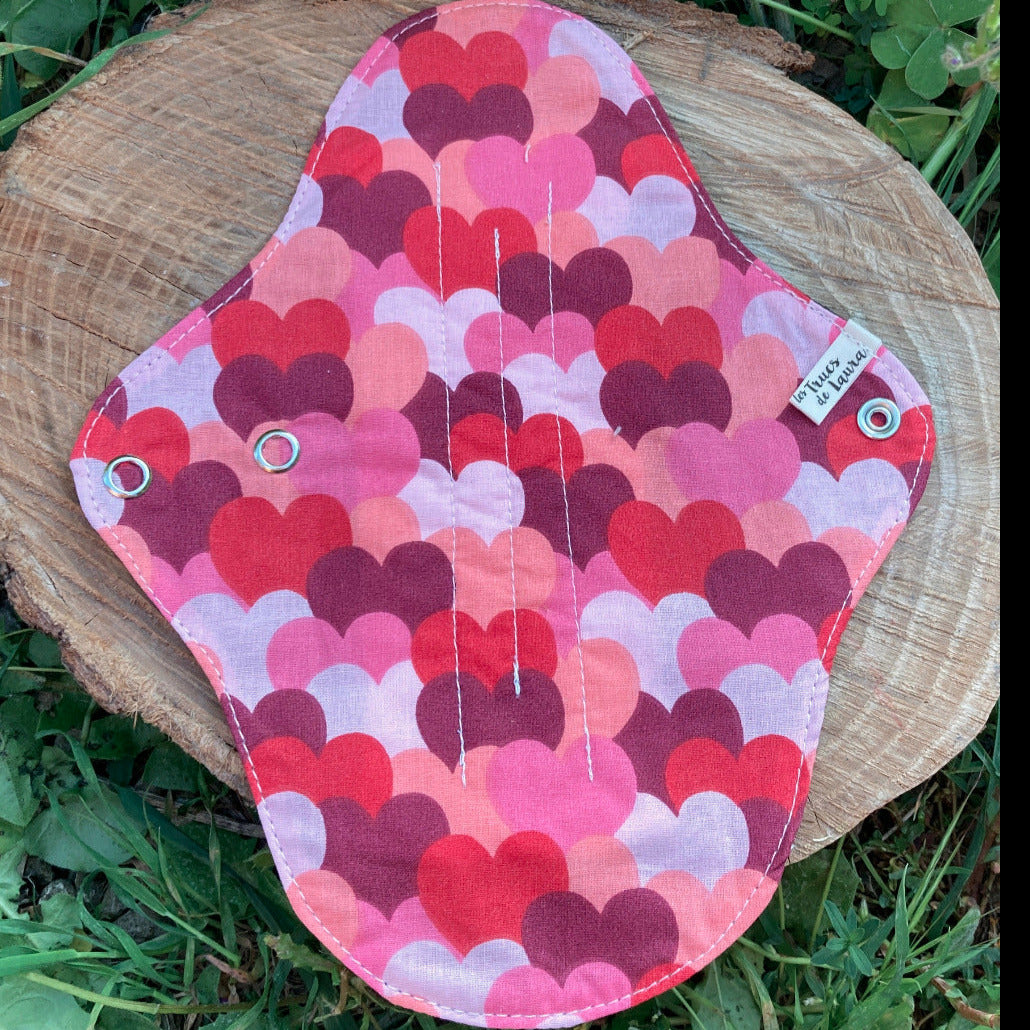 serviette hygienique lavable, rose, coeurs, coton bio, flux moyen