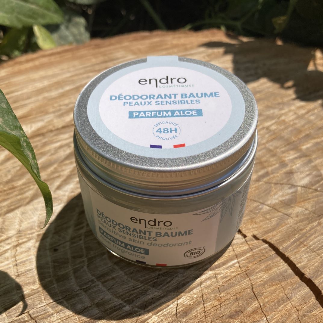 deodorant naturel dans pot en verre