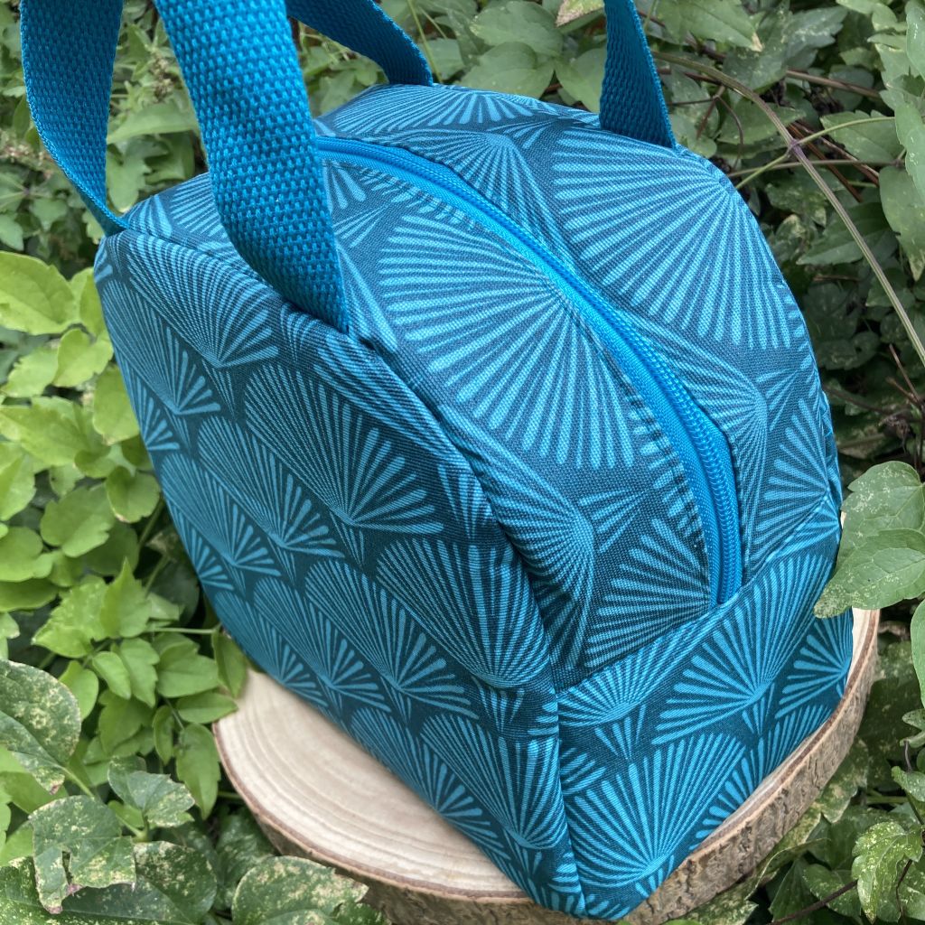detail lunch bag bleu