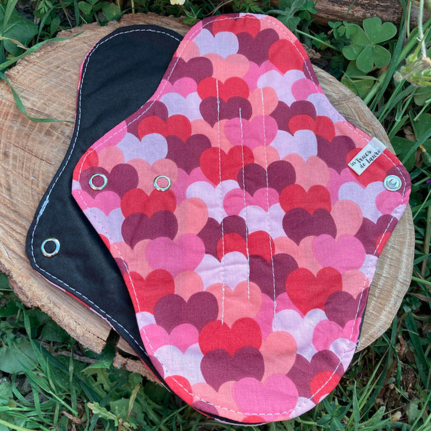 serviette hygienique lavable, rose, coeurs, coton bio, flux moyen