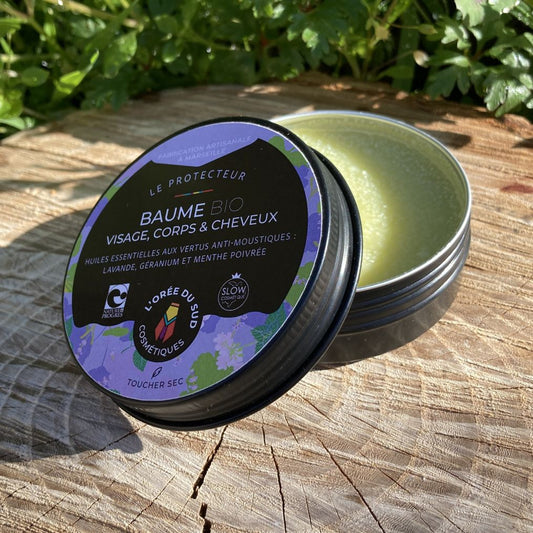 baume répulsif anti moustique naturel dans un pot en métal