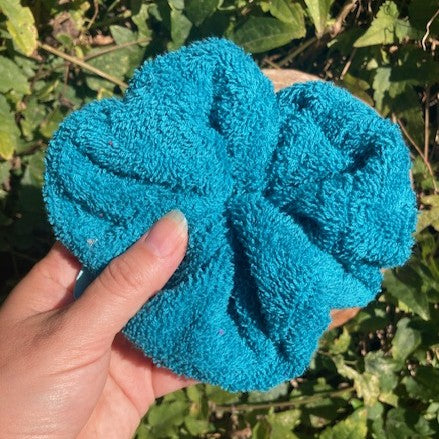 fleur de douche réutilisable en coton bleu 