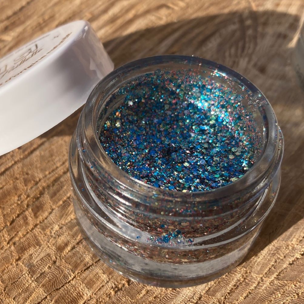 gel pailleté bleu
