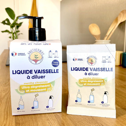 Duo sachet de liquide vaisselle en poudre et flacon pompe