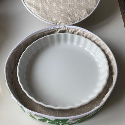 interieur du sac avec plat à tarte